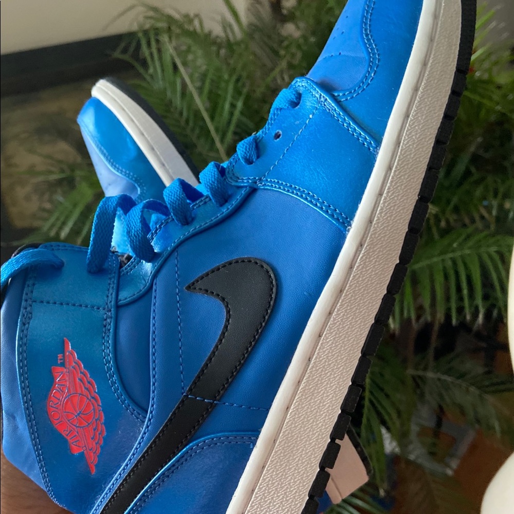 Nike air jordans